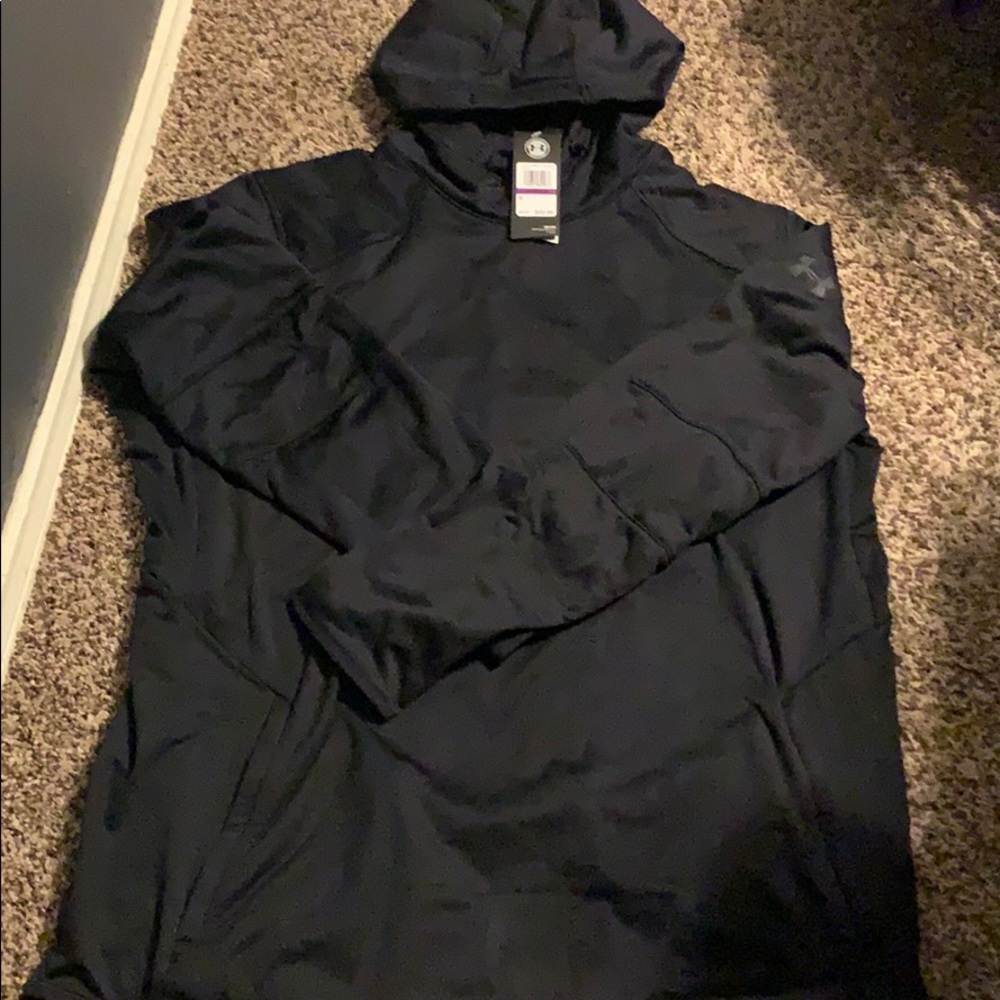 Under armor sweatshirt